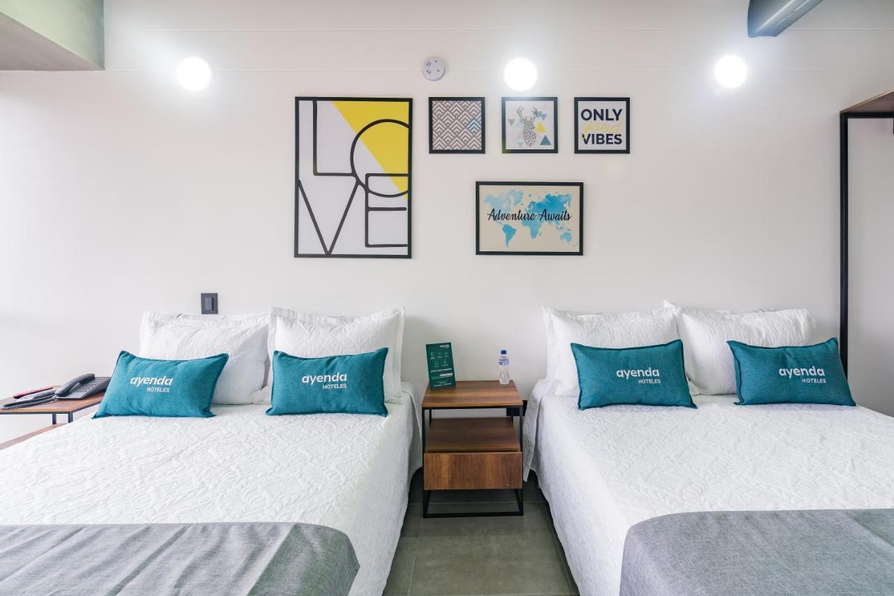 Aparthotel Loft 32 Medellin Living Exterior foto